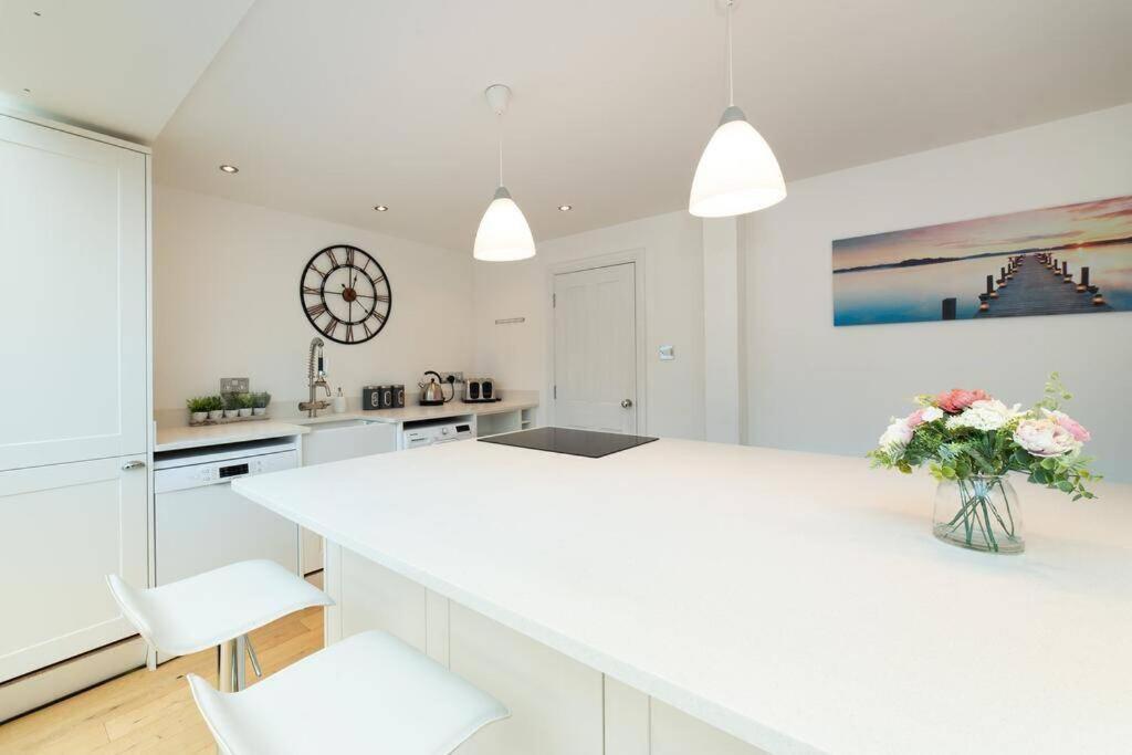 Villa Aderta Stylish House à Poole Extérieur photo