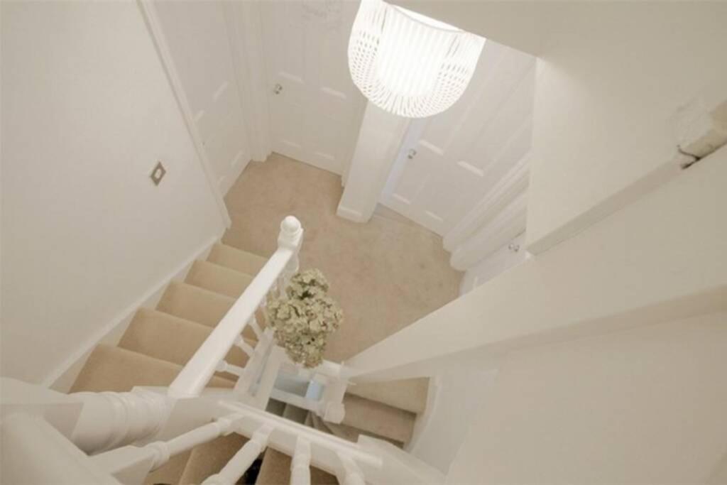 Villa Aderta Stylish House à Poole Extérieur photo